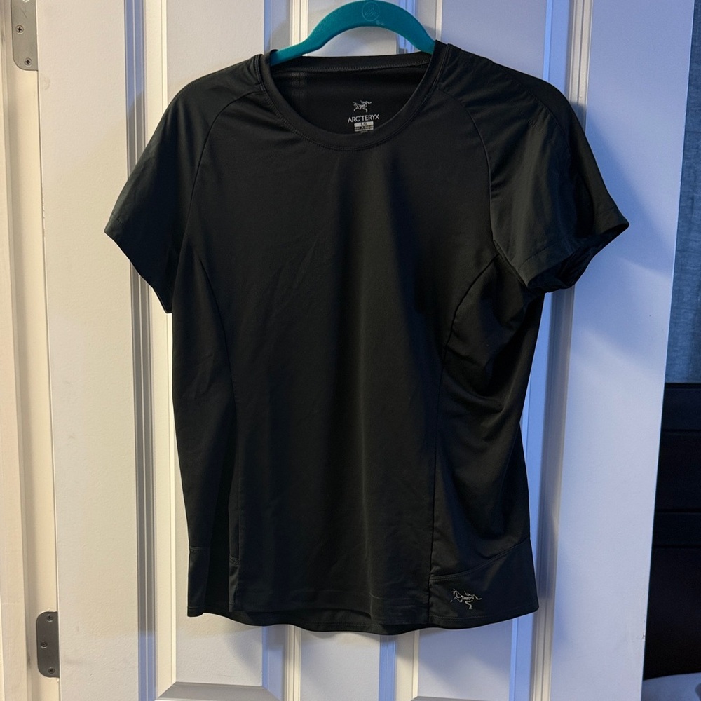 Arc'teryx Black Short Sleeve Women's Performance Tee